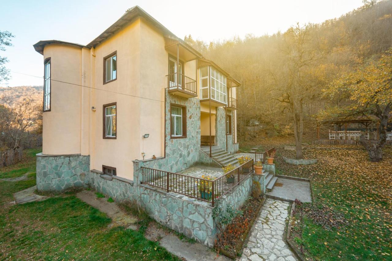 Popock Dilijan 2 Panzió Kültér fotó
