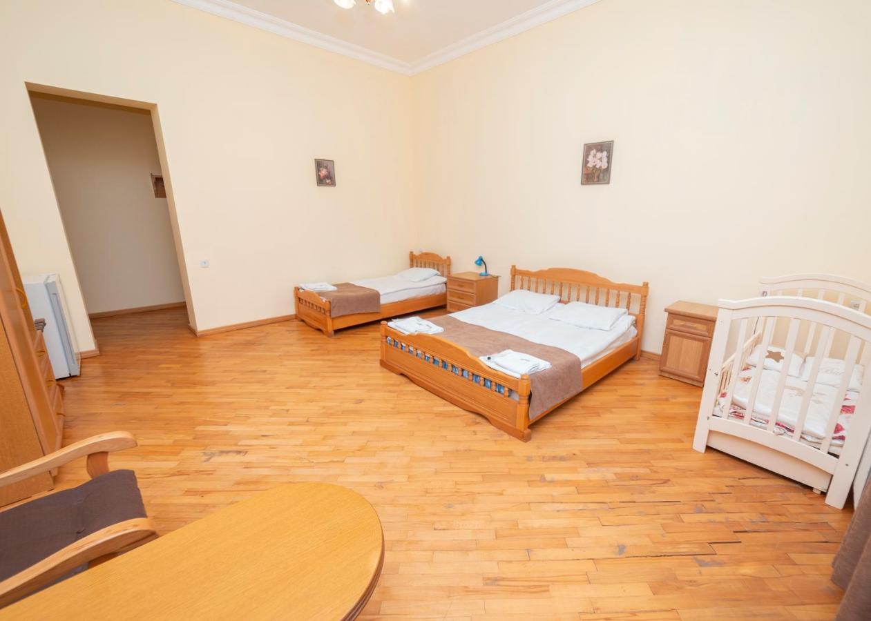 Popock Dilijan 2 Panzió Kültér fotó