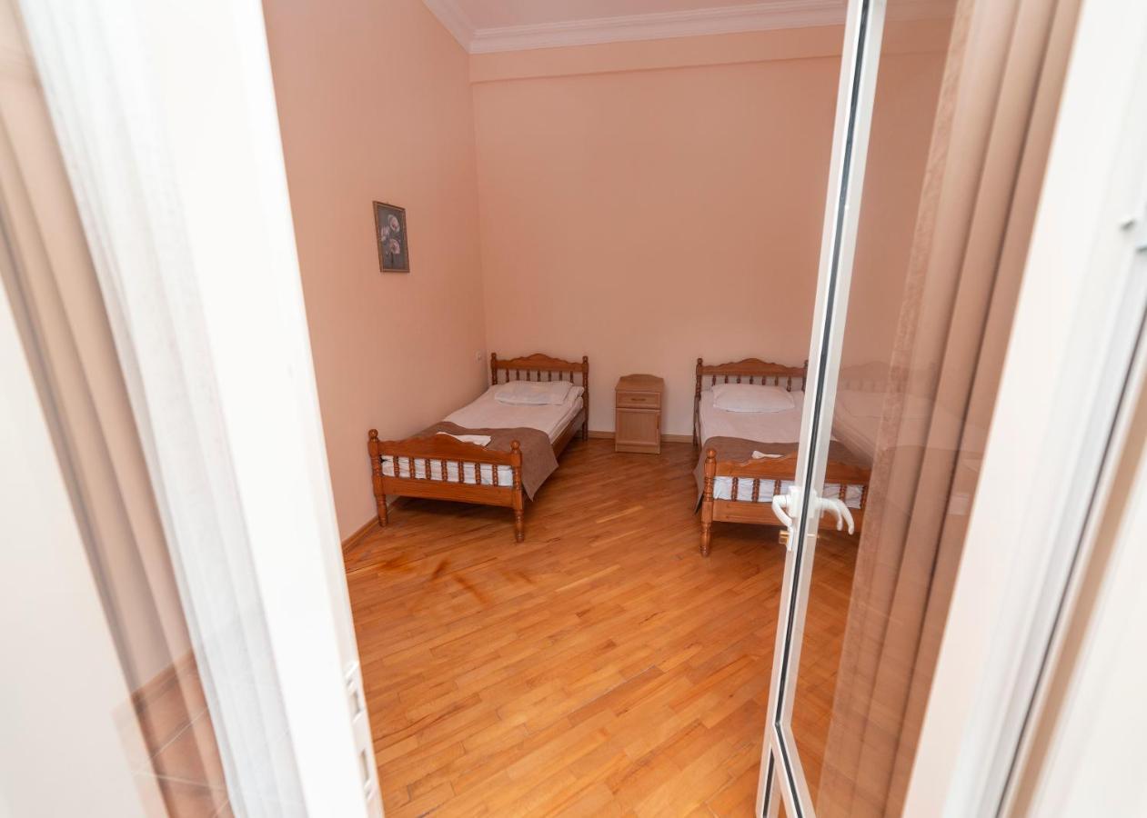 Popock Dilijan 2 Panzió Kültér fotó