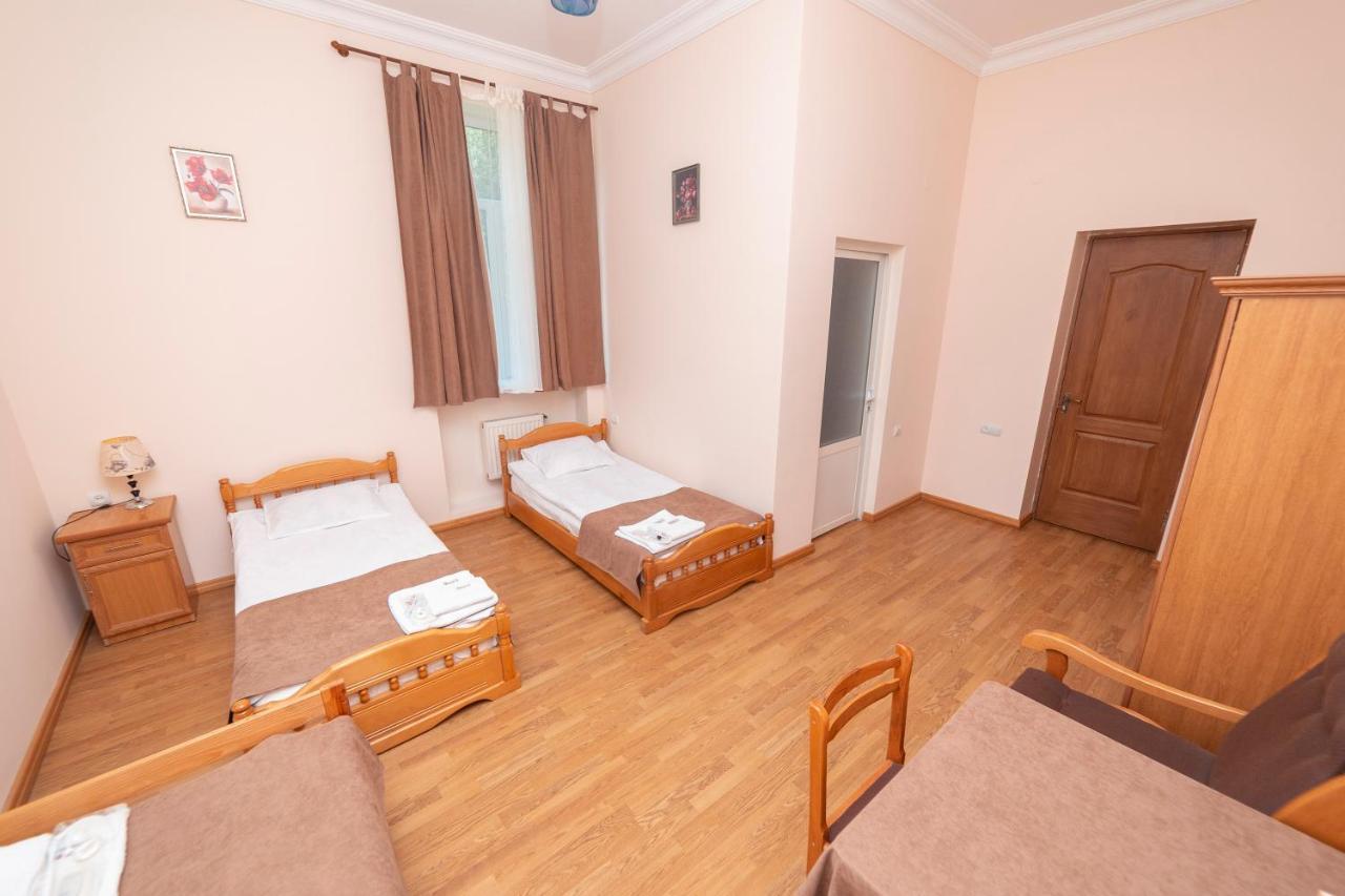 Popock Dilijan 2 Panzió Kültér fotó