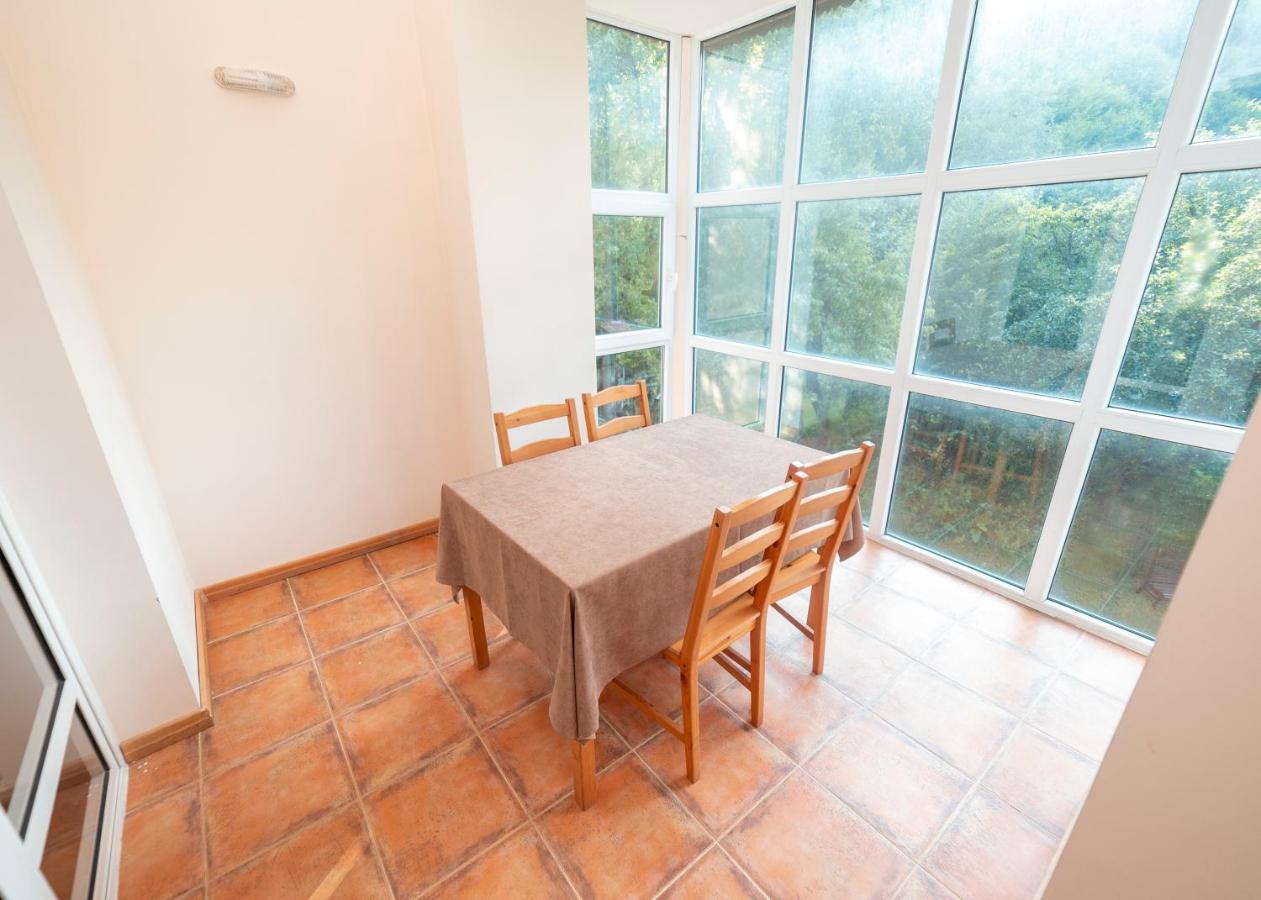 Popock Dilijan 2 Panzió Kültér fotó